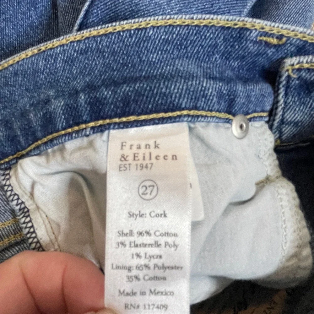 Frank & Eileen Women's Denim High Rise Crop Bootcut Jeans - Size 27‎